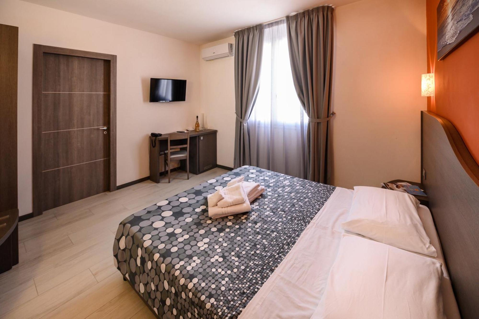 Hotel Rainbow Resort Marsala Kültér fotó